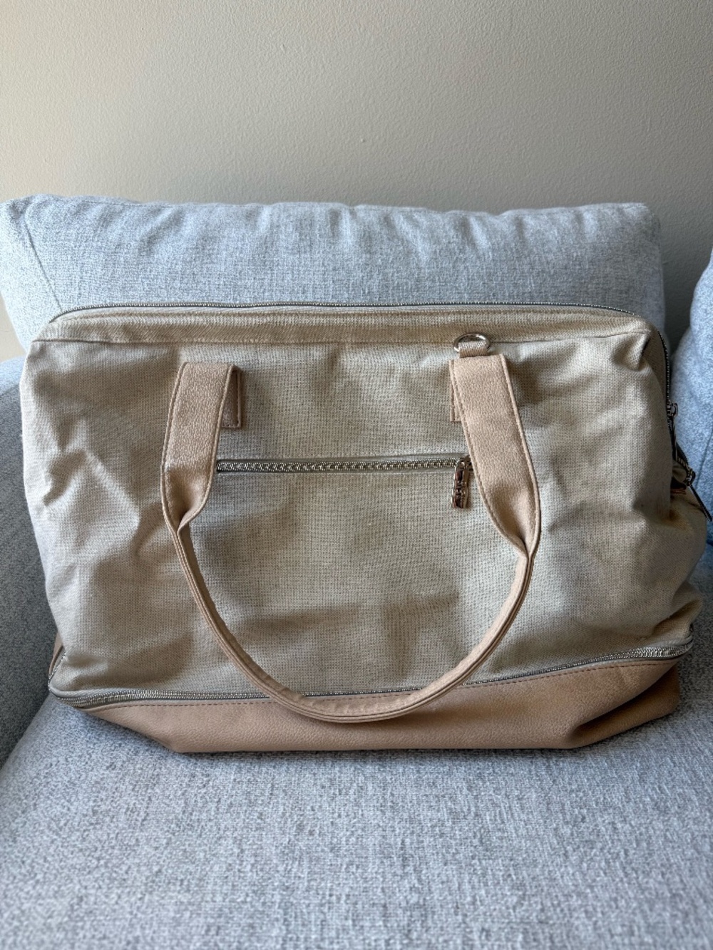 BEIS The Weekender in Beige